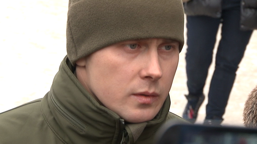 Ширяев утверждает, что на проспекте Победы происходило «задержание вооружённых людей голыми руками»