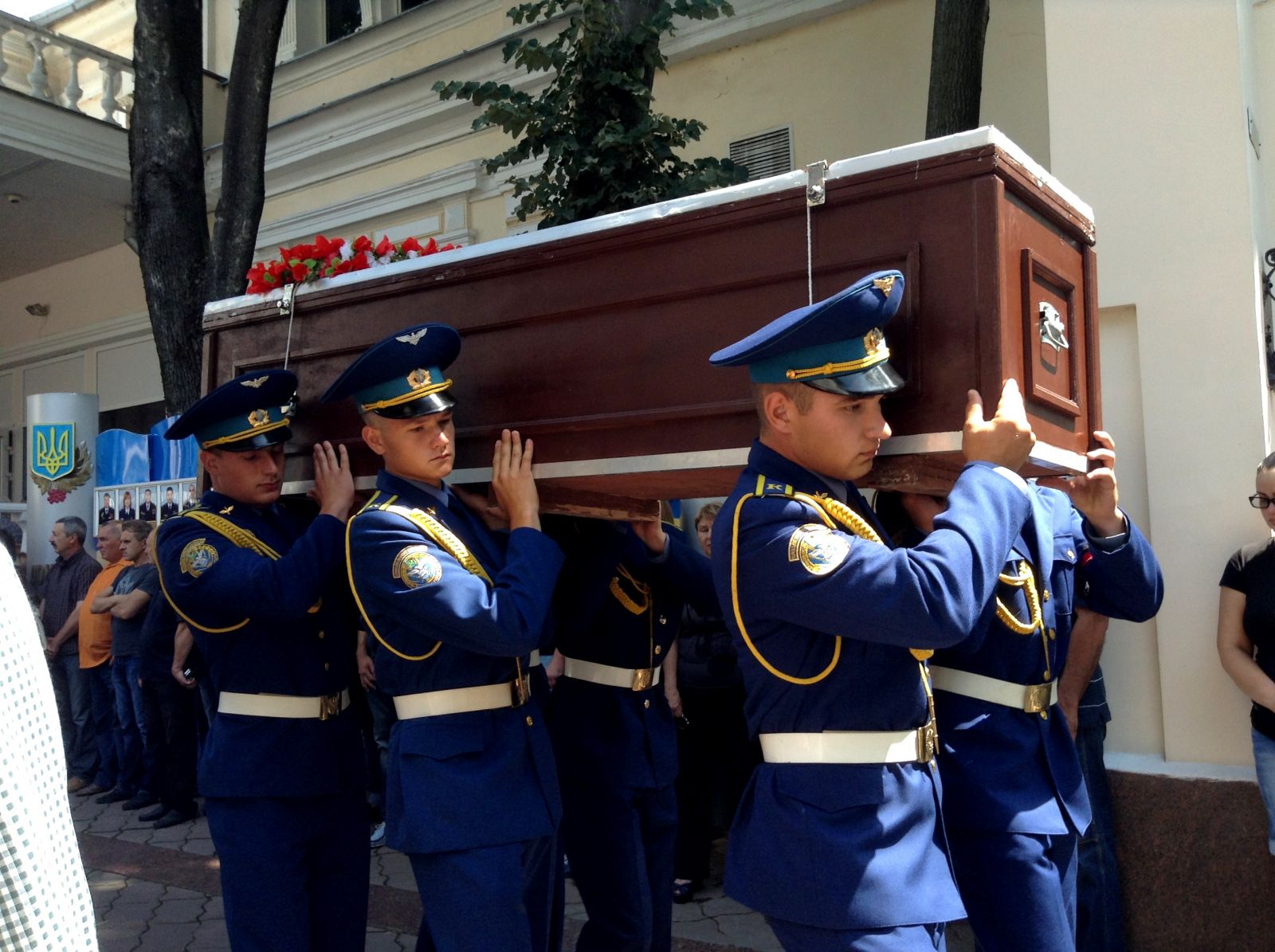Похороны погибших альпинистов. 30 июня 2013 года