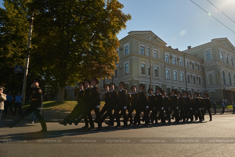 В День Государственного Флага Украины на проспекте Правды подняли национальный флаг