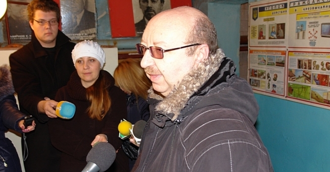 В январе 2015 года Григорий Воронов демонстрировал журналистам противорадиационное укрытие станции переливания крови