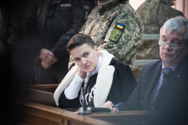 Надежду Савченко взяли под стражу на два месяца Надежду Савченко взяли под стражу на два месяца