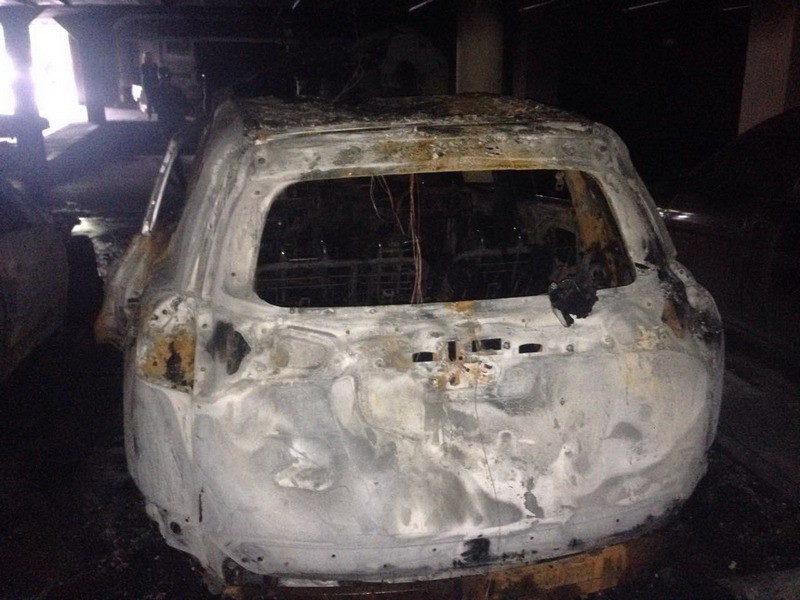 В Харькове подожгли машину жены советника губернатора
