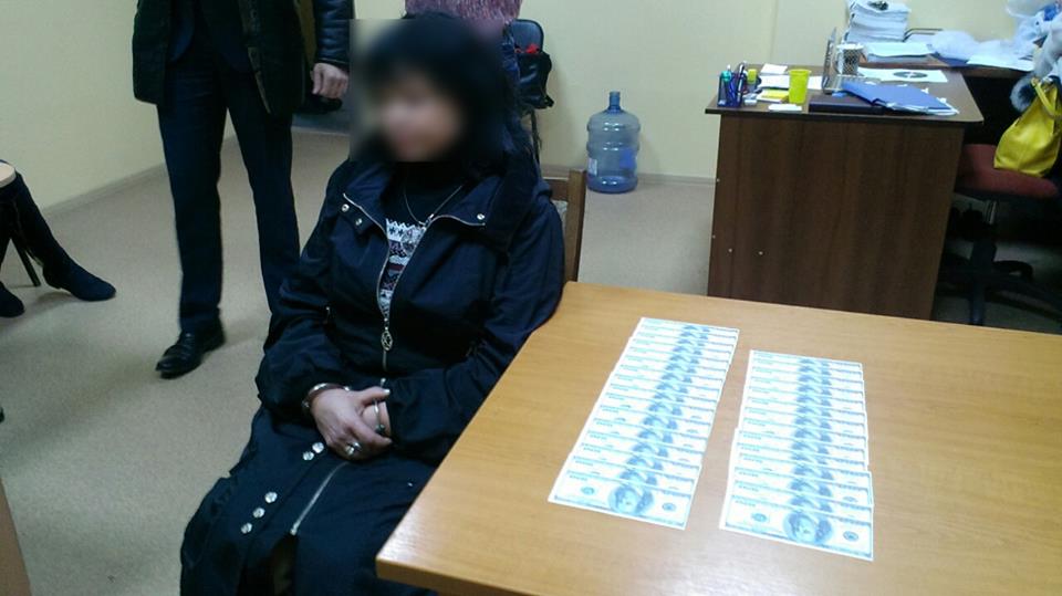 Прокуратура передала в суд дело подозреваемой в продаже школьницы Прокуратура передала в суд дело подозреваемой в продаже школьницы