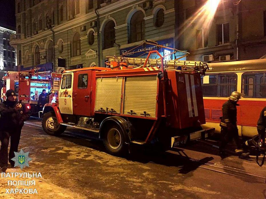 В центре Харькова в трамвае произошло короткое замыкание В центре Харькова в трамвае произошло короткое замыкание