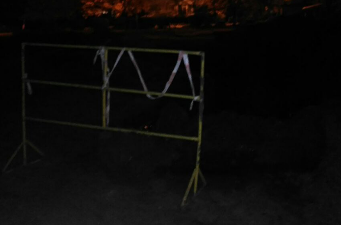 В «Теплосетях» обещают запастись новыми ограждениями В «Теплосетях» обещают запастись новыми ограждениями