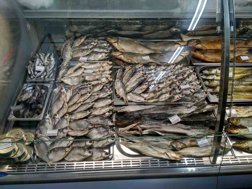 В Харькове полиция проверила продавцов рыбы В Харькове полиция проверила продавцов рыбы