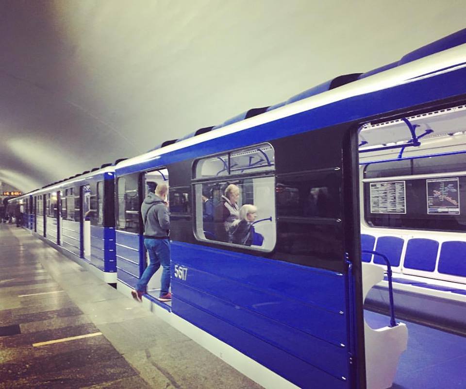 Обновлённый электропоезд пустили в харьковском метро