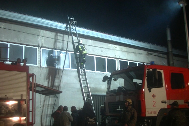 При пожаре на предприятии под Харьковом погиб рабочий При пожаре на предприятии под Харьковом погиб рабочий
