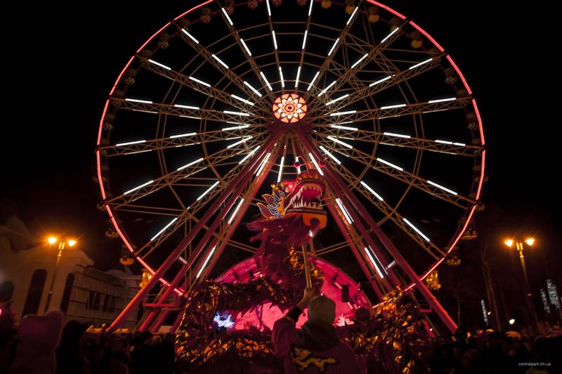«Танец львов» и китайские фонарики: в парке Горького отпразднуют восточный Новый год