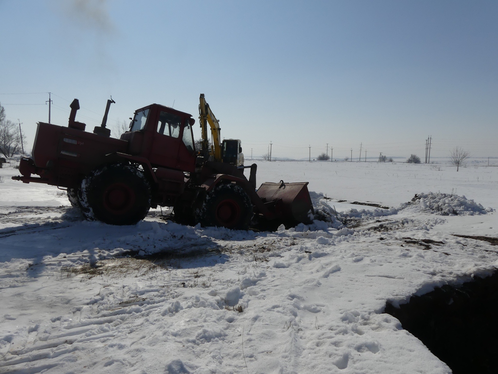 Лозовая без воды: техническую подвозят по графику