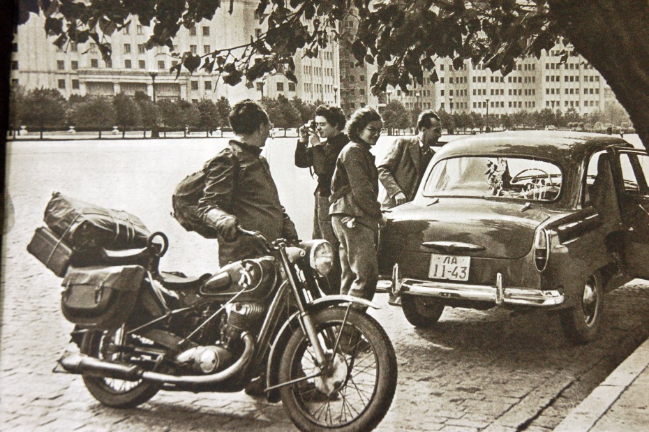 Площадь Дзержинского