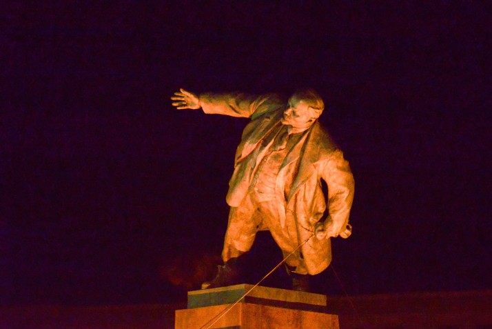 Снос памятника Ленину, Харьков, 28 сентября 2014, 23:32