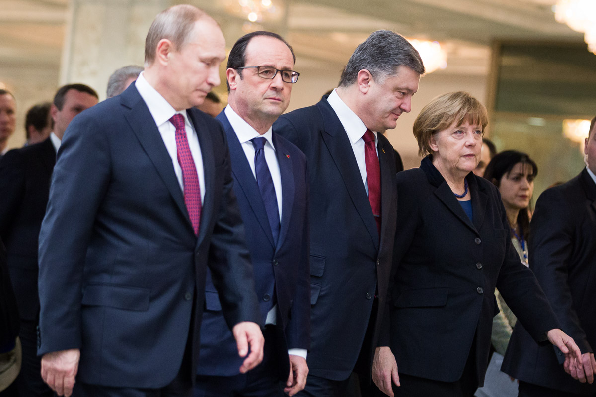 Вечером в среду Порошенко, Меркель, Олланд и Путин проведут встречу в Берлине