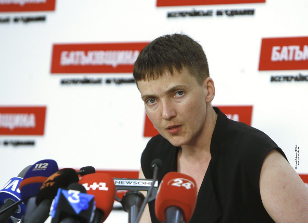 Савченко исключили из фракции