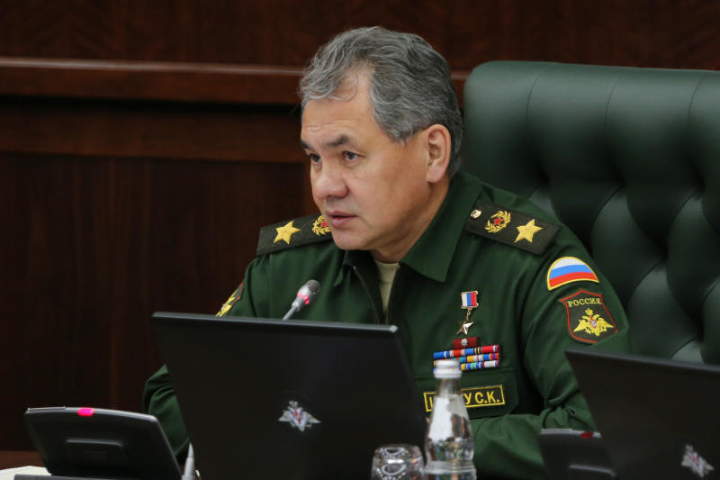 Среди россиян, которых уведомили о подозрении, — министр обороны РФ Сергей Шойгу