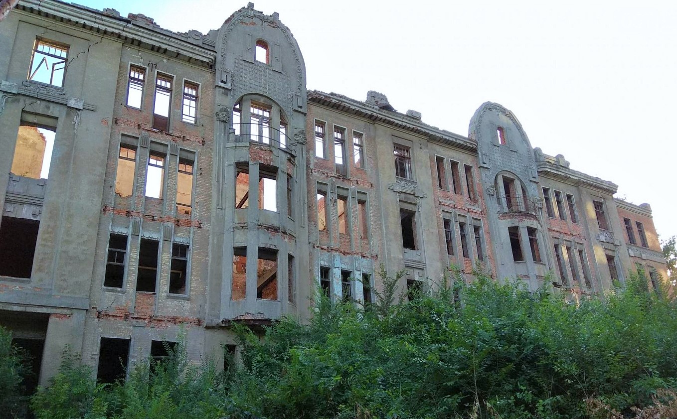 Восени 1919-го у цьому будинку знаходилося підпільне «паспортне бюро»