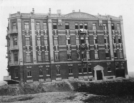 Концтабір на Чайковській, 16 у 1919 році. Фото з бібліотеки Конгресу США