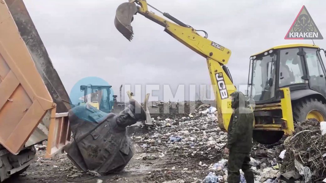 Після російського вторгнення пам'ятник Жукову знесли захисники Харківщини. Скріншот відео: Костянтин Немічев/Telegram