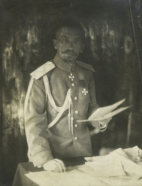 Автор «крамольної» відозви, генерал Лавр Корнілов, загинув ще навесні 1918-го. Але за його слова розстрілювали і у 1920-му