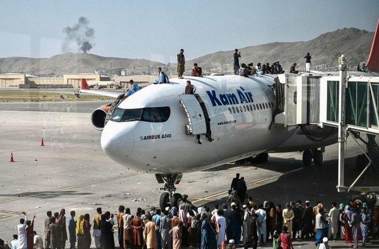 Аеропорт Кабула. Фото: Twitter/Andreas Spaeth