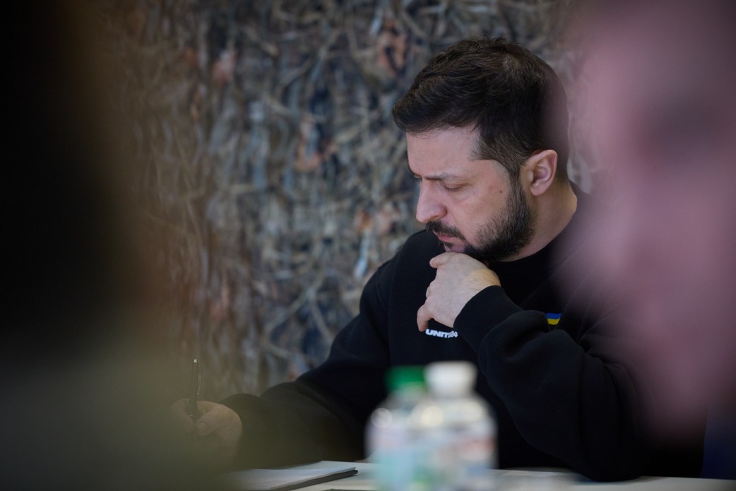 Під час наради у Харкові Зеленський також обговорював питання забезпечення електроенергією населених пунктів Харківщини. Фото Офісу президента