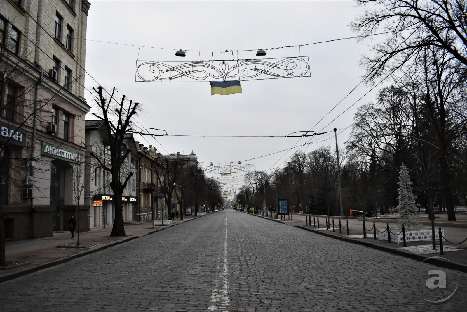 Рух в центрі Харкова на час прощання обмежений. Перекрита вулиця Сумська