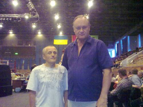 Николай Войтюк - слева. Фото: http://ligabox.at.ua/photo/fotografija_1/1-0-21