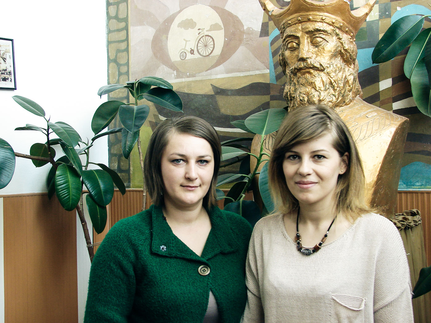 Пані Лариса та Антуанетта з Негостини викладають українську у серетських школах