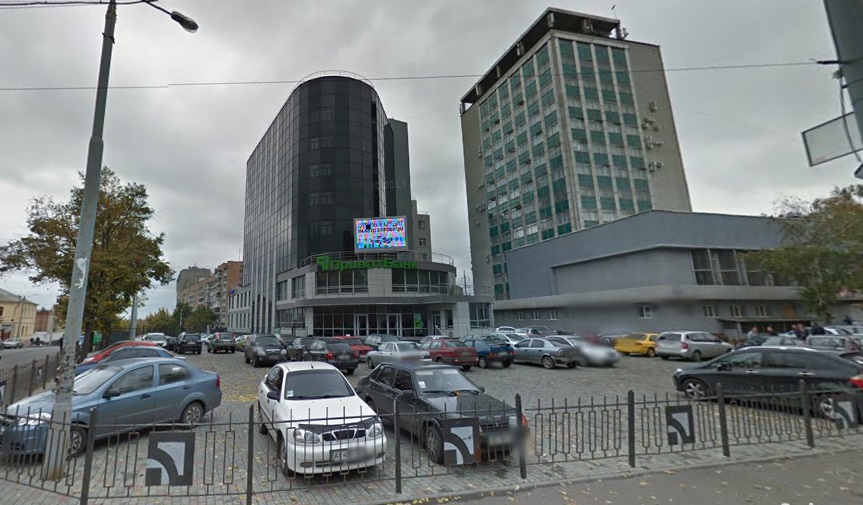 ПриватБанк на улице Маломясницкой. Панорамы Google