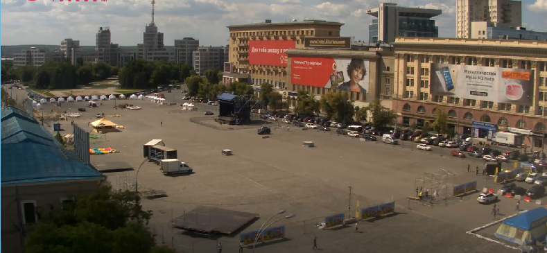 Вид на площадь Свободы с веб-камеры: velton.ua