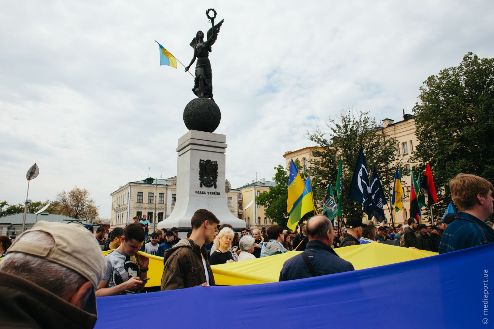Одна з масових проукраїнських акцій у Харкові до повномасштабної війни. Фото Павла Пахоменка