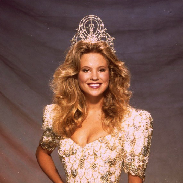 «Мисс Вселенная 1989» — Ангела Виссер