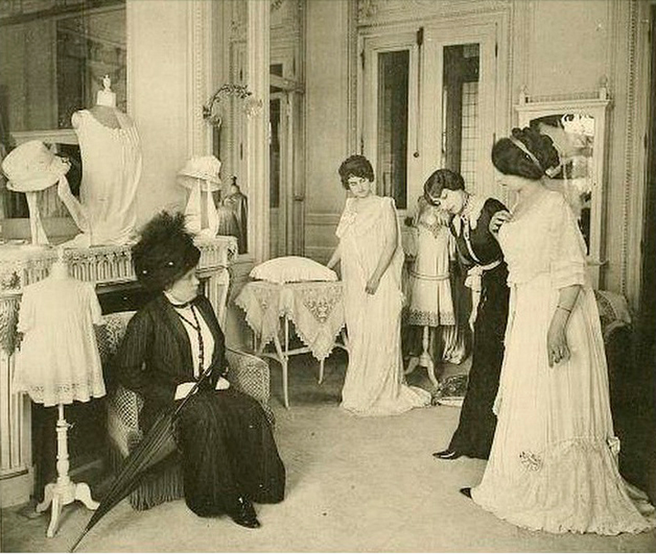 Салон нижнего белья, 1910 год
