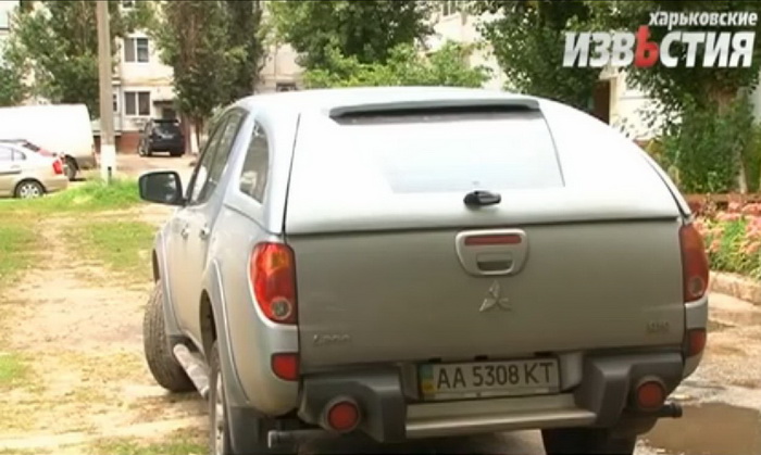 Так выглядел автомобиль до пожара. Кадр из телесюжета службы новостей «Харьковские известия».