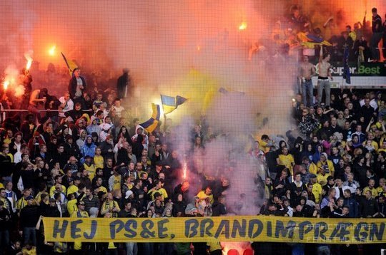 Фанаты «Брондбю»