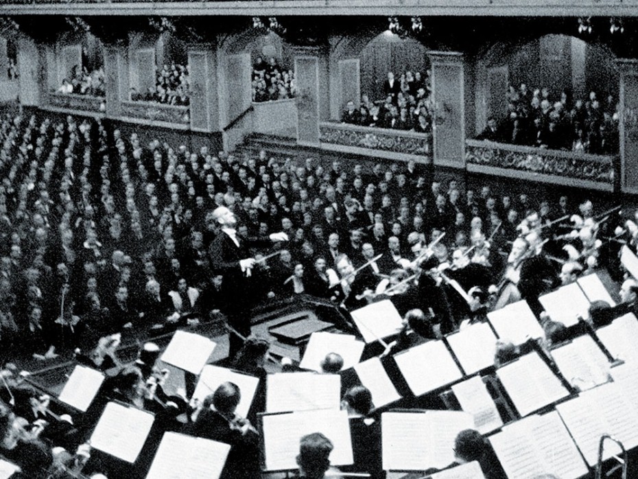 Фото 1940-х годов. За дирижёрским пультом — Вильгельм Фуртвенглер. Источник: Berliner Philharmoniker Archive