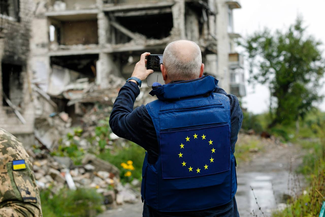 У вересні Харківщину відвідали представники дипломатичних установ понад 20 країн. Фото: Харківська ОВА