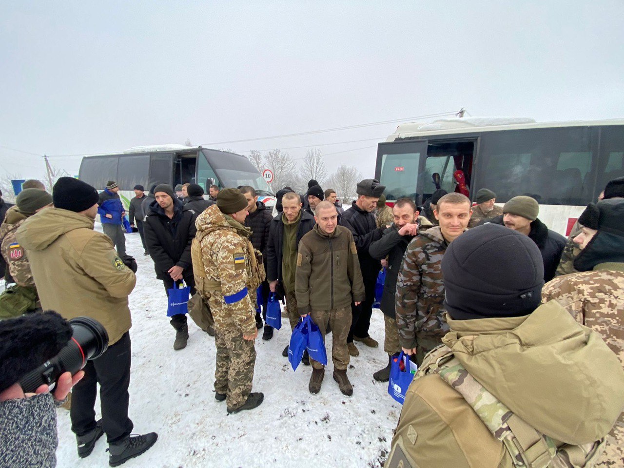 З полону звільнені 116 українських захисників. Фото: ГУР МО України