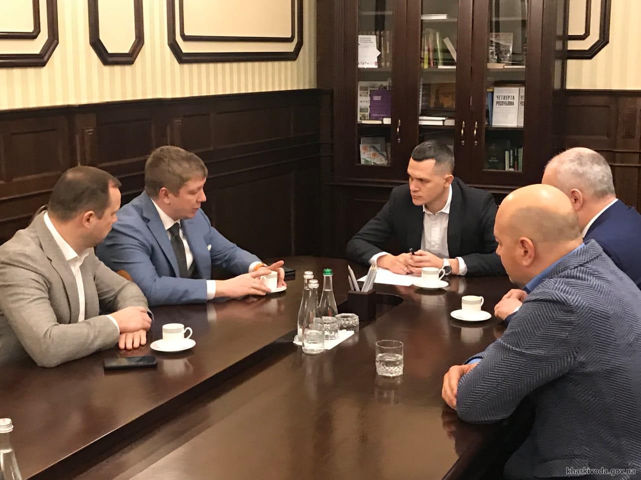 Голова правління Нафтогазу Андрій Коболєв обговорив ситуацію із головою Харківської ОДА. Фото обладміністрації