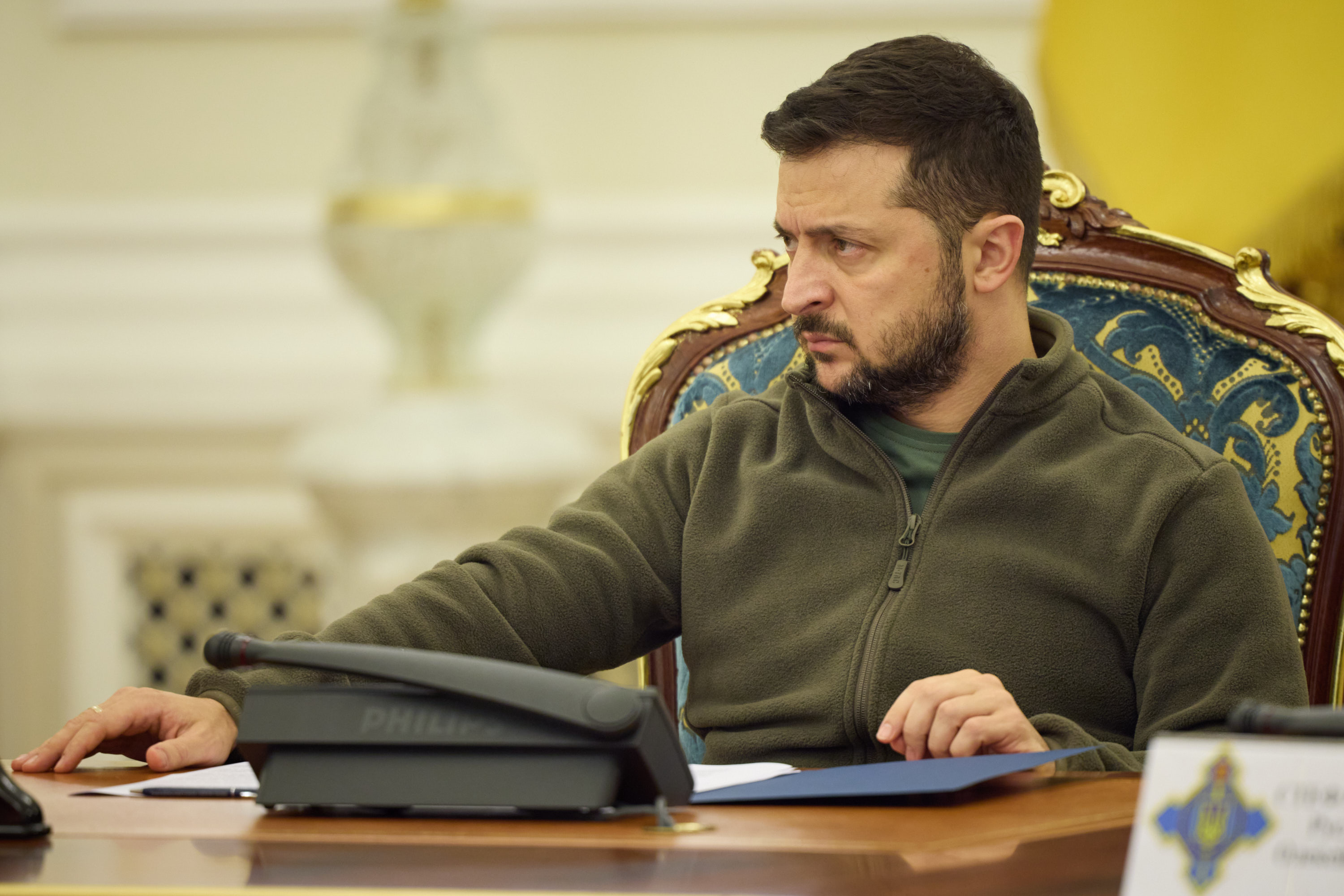 Президент України Володимир Зеленський визнав неможливими переговори з Путіним та нікчемними прийняті Росією акти